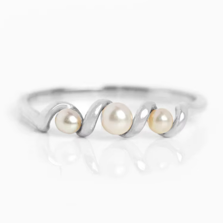 Helena Luxe™ - Timeless Pearl Collection