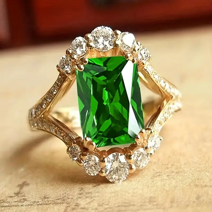 Amara Luxe™ - Emerald Elegance Collection