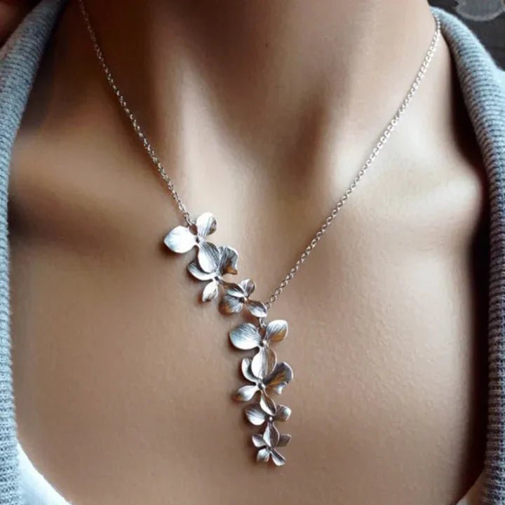 Solenne Flora™ Necklace