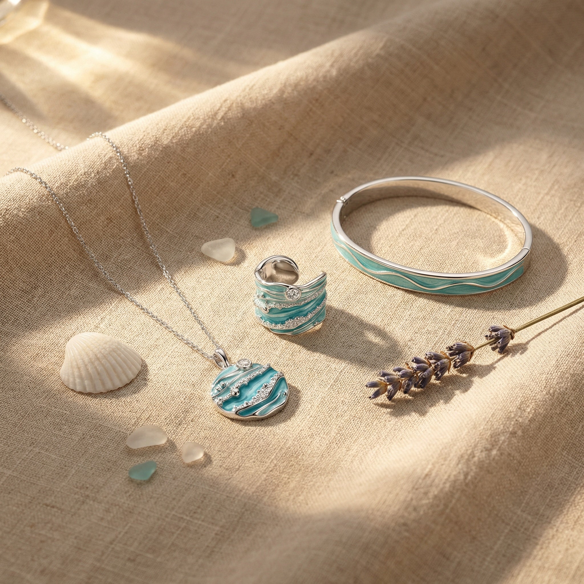 Serenna Foamcrest™Ring